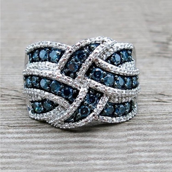 Jewelry - Rhinestone Decor Silver Ring